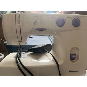 Kenmore White Electric Sewing Machine with Foot Pedal for Home‎ Crafting